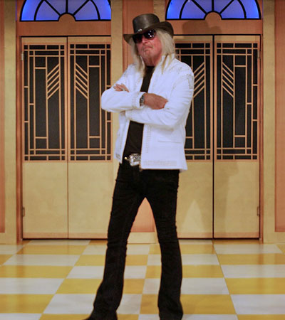 Barry Rapp as Robyn Robbins